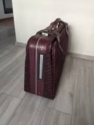 Duża walizka podróżna na kółkach Vintage.