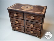 Mini drewniana komoda na nóżkach6 szuflad szkatułka na drobiazgi biżuterię