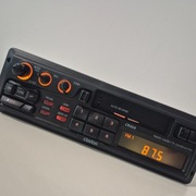 Unikatowe radio Clarion CR505 -Bardzo ładny stan !!