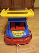 Ciężarówka WADER GIGANT