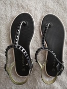 Nowe czarne srebrne sandały japonki z ćwiekami Bassano 36