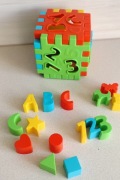 Zabawka edukacyjna Mochtoys Kostka edukacyjna 