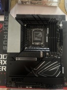 ROG MAXIMUS Z890HERO