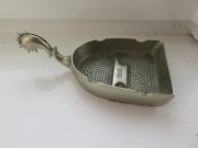 Popielniczka metalowa stara dla miłośników koni