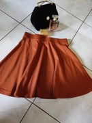 spódnica mini rozkloszowana z koła sinsay stylowa sexy