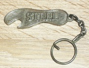Brelok zawieszka emblemat metalowy otwieracz do kapsli STEEL z glanów