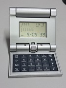 Zegar budzik podróżny 16 stref czasowych kalendarz, kalkulator, timer 