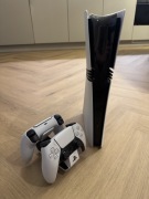 PlayStation PS5 PRO + 2 pady + stacja PS do padów