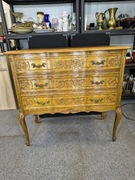 Stylowa komoda  w stylu Ludwik, rzeźbiona