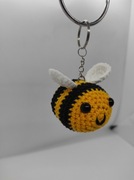Brelok pszczoła