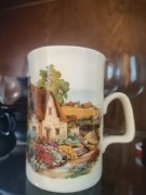 Przepiękny kubek Ashdale England z motywem wiejskim
