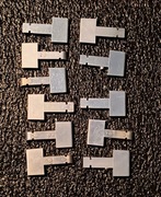 Klawisze przycisk srebrny płaski - komplet z fotografii.