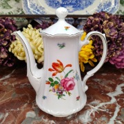 Śliczny elegancki dzbanek - Kolorowe kwiaty - 1,2 L - Mitterteich Bavaria