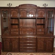 Meblościanka regał ciemne drewno