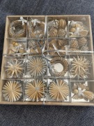 Słomiane ozdoby choinkowe, ręczna robota.