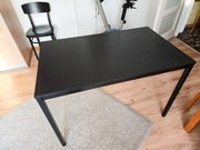 Stół kuchenny Ikea Tarendo plus 1 krzesło Ikea Idolf - LADNY STAN