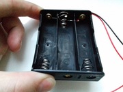 Koszyk na akumulatory 3x18650 z kablami, mocowanie 18650, na 3 sztuki 3.6V,