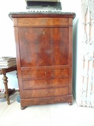 Antyk. Sekretarzyk orzechowy.
