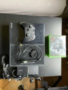 Konsola Xbox One Fat (odświeżona)