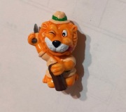 Lew z pieńkiem i siekierą figurki Kinder Niespodzianka / lata 90-te