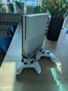 Xbox One S 1TB Dwa Pady.