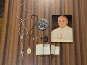 Pamiątki religijne Karol Wojtyła Jan Paweł II, medalion Matka Boska