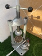 Prasa hydrauliczna protetyczna