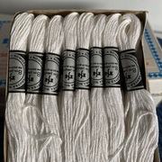 Kultowa MULINA BIAŁA/ haft f-myODRA- cena 12zł za 24 szt. = 1 opakowanie