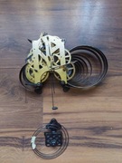 Mechanizm starego zegara ściennego Majesty 31 dniowy