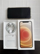 Smartfon IPhone 12