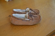 kapcie ocieplane UGG r. 38 łapcie buty