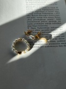 Pierścionek z pereł naturalnych 