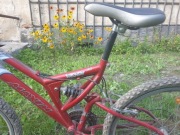 Rower czerwony damski