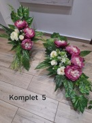 Strouki komplet wiązanki kwiaty na grób na cmentarz .