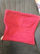 Czerwona, polarowa poszewka na poduszkę, ozdobna 35x35 cm