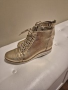 Buty skórzane zlote rozmiar 37