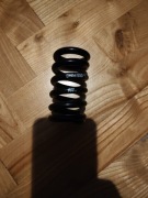 Sprężyna do amortyzatora DNM