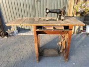 Stara maszyna do szycia Rast& Gasser 