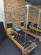 Pilates reformer Cadillac 