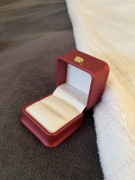 Czerwone pudełko na pierścionek zaręczynowy, biżuterię; HIT sezonu