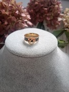 Pierścionek LV stal chirurgiczna 