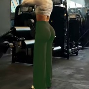 Legginsy damskie sportowe z szerokimi nogawkami i wysokim stanem siłownia