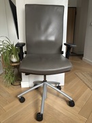 Fotel obrotowy biurowy skóra drewno 