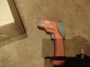 Detektor pleśni na podczerwień Testboy TV 328 czerwony