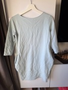 Miętowa sukienka dresowa tuba z kieszeniami 3/4 rękaw