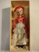 Lalka porcelanowa 18 cm. + gazetka