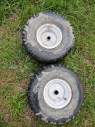 Koła Kenda 15x6.00-6 felgi oska 19mm opony widoczne jedna niema powietrza
