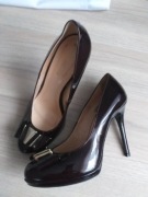 szpilki damskie  38 skóra lakierowana Lavorazione Artigiana