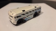 Hot Wheels Surfin' School Bus BFF71