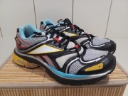 damskie sneakersy marki Reebok roz. 42,5 wkładka 28 cm